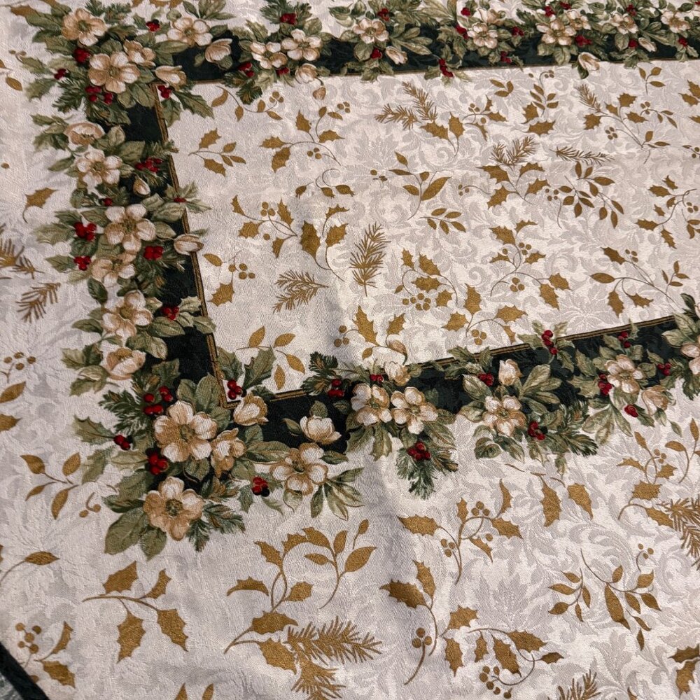 Holiday Floral Tablecloth With Gold Accents & Green Border Rectangular Design El - Picture 9 of 9